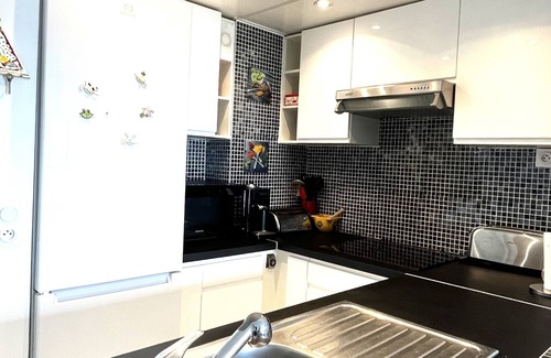 Saint-Hippolyte Appartement | Super t 3 vue mer Piscine Clim Wifi Parking