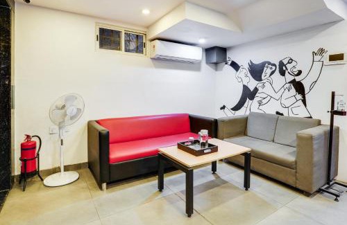 BTM 2nd Stage Hôtel | Super Townhouse BTM Layout Near Madiwala Lake Formerly Q Rooms