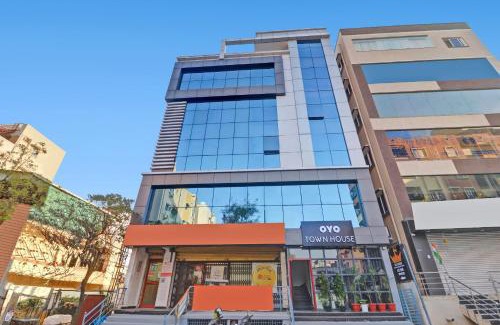 Kukatpally Housing Board Colony Hôtel | Super Townhouse Rcc Pride
