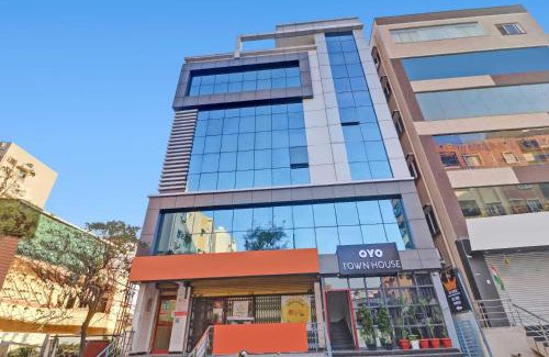 Kukatpally Housing Board Colony Hôtel | Super Townhouse Rcc Pride
