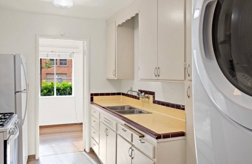 Piedmont Avenue Appartement | Superb 1-bedroom apartment in Oakland with in-unit washer + dryer