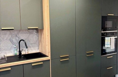 Saint-Remi Appartement | BedinReims Superbe 140m² 5chb/2sdb +parking gratuit centre Ideal 8 à 9pers