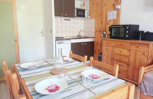 Reallon Appartement | Superb 4-bed studio with enclosed sleeping area in Réallon