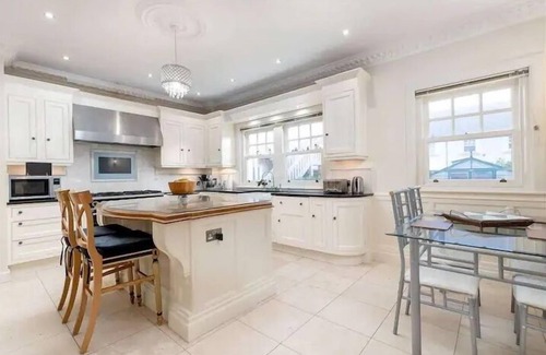 Musselburgh Maison | Superb 5 bedroom Mansion 20mins from City Centre..