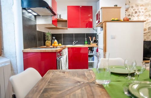 Nimes City Centre Appartement | Superbe appartement (3pers) climatisé, calme, emplacement idéal en centre ville