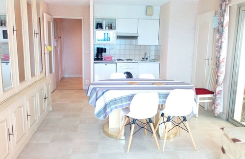 Frejus Port Appartement | superbe appartement, 40 m², super vue mer, face aux plages