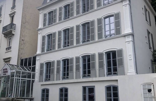 Royat Appartement | Superbe appartement en face des thermes