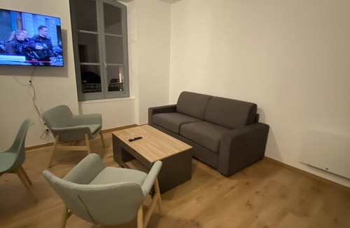 Royat Appartement | Superbe appartement en face des thermes