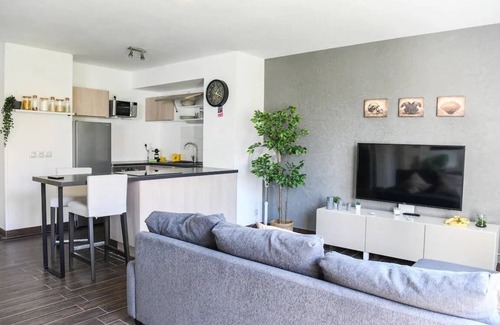 La Capelette Appartement | Superb apartments with private garage, terrace and swimming pool