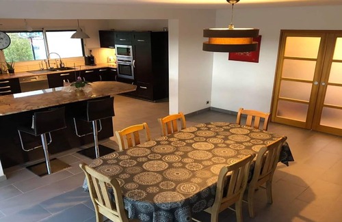Sainte-Seve Maison | superbe maison idéalement située 220 m2