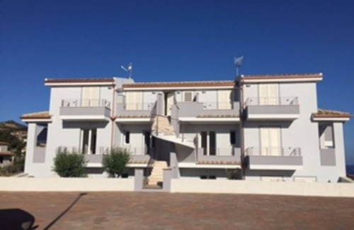 Lu Bagnu Appartement | Superbe logement neuf - Très jolie vue sur mer