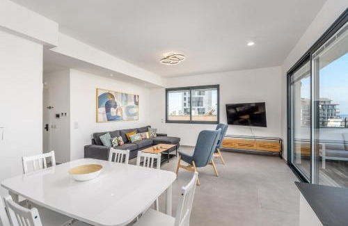 Old North Appartement | Superb penthouse north tel aviv