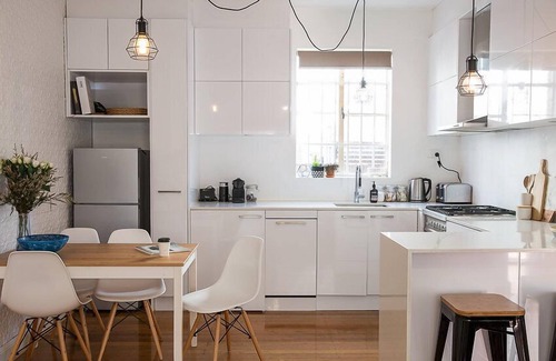 Saint Kilda South Appartement | Superbe emplacement St Kilda, Art Nouveau, Art Nouveau, 2BR rénové, Idéal pour les familles, Rue calme