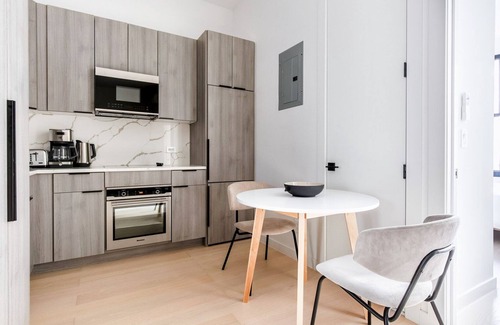 Lincoln Square Appartement | Superb UWS 2BR w/ Elevator & W/D, nr Central Park, by Blueground