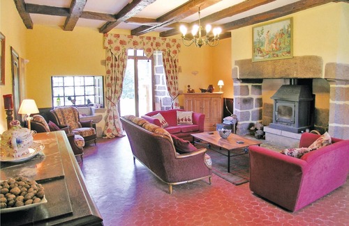 Moissannes Maison | 4 chambres hébergement à Moissannes