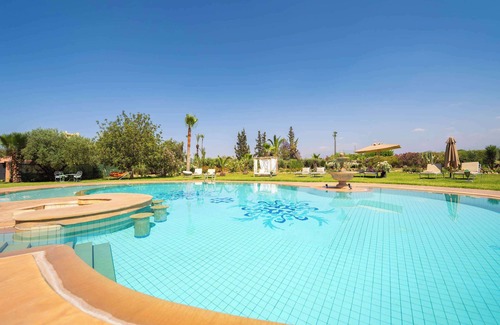 Aghouatim Villa | Superbe villa, 2 piscines, hammam et terrain de tennis
