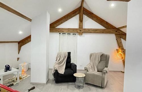 Vaux-les-Saint-Claude Appartement | Superbe appartement avec salle de jeux