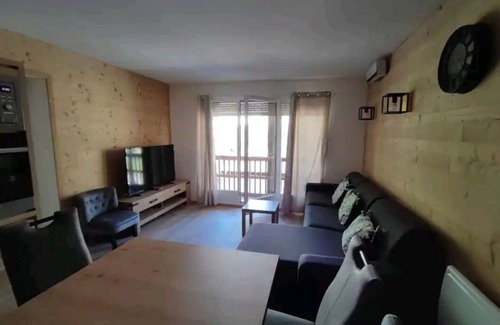 Les Carroz-d'Araches Appartement | Superbe appart 5 pers situé en hyper centre des Carroz avec parking