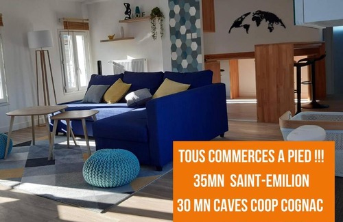 La Roche-Chalais Appartement | Superbe appartement rénové 4 personnes Le Zen Scandi au centre ville - Draps - Serviettes Parking -