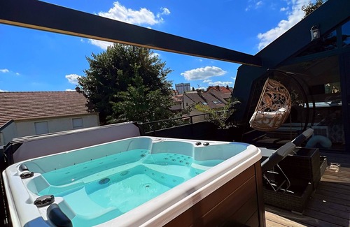 Chatillon Appartement | Superbe appartement avec jacuzzi sur terrasse, sauna et hammam proche de Paris