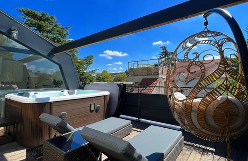 Chatillon Appartement | Superbe appartement avec jacuzzi sur terrasse, sauna et hammam proche de Paris