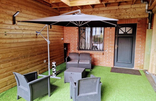 Seclin Appartement | superbe appartement de 200m2,10 pers, 3 chambres, jeux , cuisine pour les pros