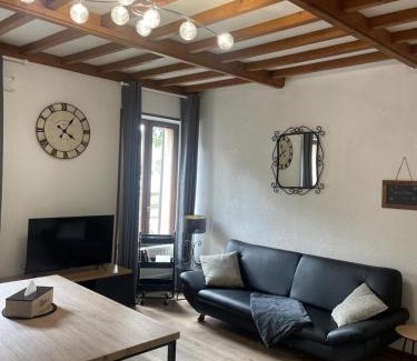Sedan Appartement | Superbe appartement face au Château - 2 chambres - Netflix/Canal+