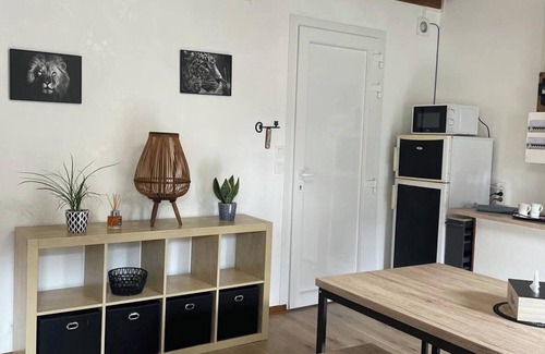 Sedan Appartement | Superbe Appartement Neuf Face au Château - 2 ch / 5 Pers - Netflix Canal+ - Wifi