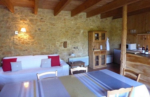Bagnols-sur-Ceze Maison | Superbe mas Avec Piscine en Pierre au Milieu des Vignes Dans Domaine Viticole