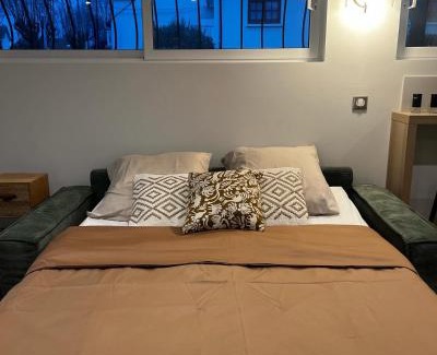 Les Clayes-sous-Bois Appartement | Superbe studio neuf - 20 min Versailles (jo2024)