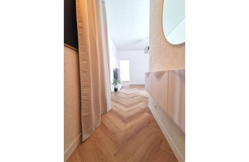 Bellegarde-sur-Valserine Appartement | Superbe T2 plein centre ville, parking gratuit.
