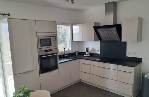 Corte Appartement | Appart terrasse couverte vue montagne et citadelle super équipé 2ch 6 personnes