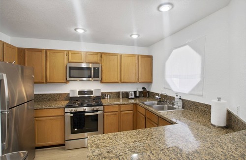 Spring Valley Appartement | Superhost 5 Star ⭐️ Service Spacious 1 Bedroom