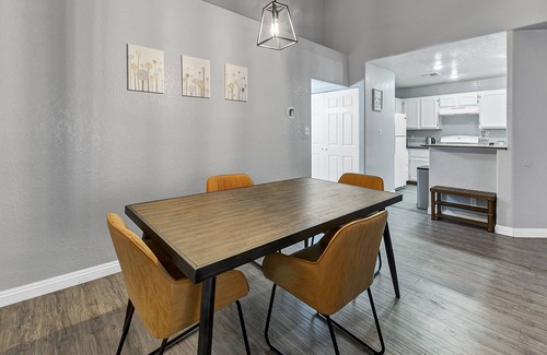 Spring Valley Appartement | Superhost 5 Star ⭐ Service with 2 Bedrooms