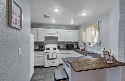 Spring Valley Appartement | Superhost 5 Star ⭐ Service with 2 Bedrooms