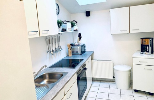 Gehlsdorf Appartement | Superior Apartment - Deutsche Villa 1.og .mit Gem.sauna und Garten - 130qm Superior Apartment -