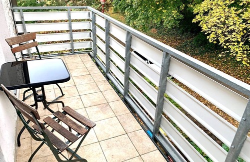 Gehlsdorf Appartement | Superior Apartment - Deutsche Villa 1.og .mit Gem.sauna und Garten - 130qm Superior Apartment -