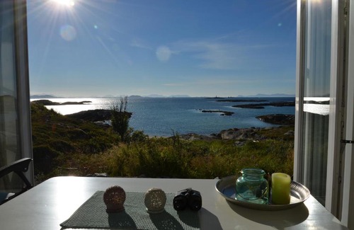 Bjarkoy Municipality Cabine | Superior Cottage with Sea View in Senja