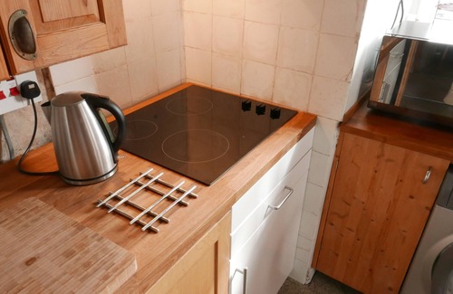 Woodberry Down Lit Et Petit-Déjeuner | Superior double room with view over north London