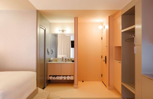 Saint-Roch Hôtel | Superior Suite 1 - Rose Hôtel Invisible