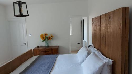 Preston Maison | Superking Size City Centre En-Suite Room + Parking