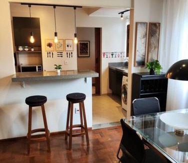 Auxiliadora Appartement | SUPERPRÁTICO-Amplo Apê com Garagem em bairro nobre