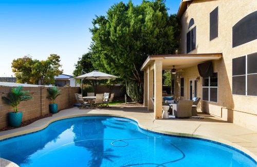 Gilbert Maison | Superstition Hideaway