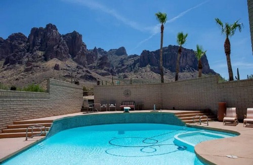 Apache Junction Maison | Superstition Mountains Apache Junction - sleeps 16