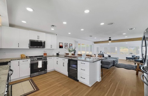 Apache Junction Maison | Superstition Mountains at Your Doorstep! Remodeled Bungalow!