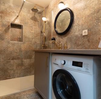 Lapeyrouse-Fossat Appartement | Sur la place , centre village cosy & calme 2CH