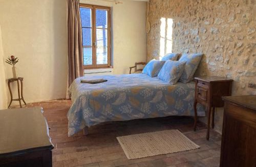 Saint-Sauveur-en-Puisaye Appartement | Sur Les Ailes du Papillon-Le Duplex