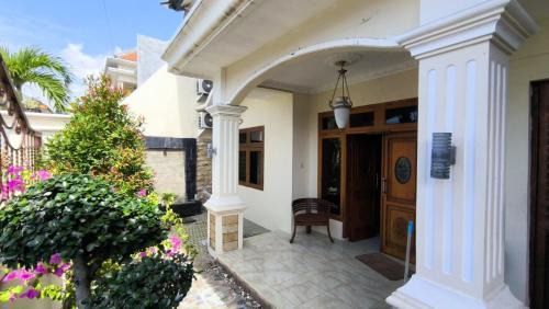 Gubeng Maison | Surabaya Homey Dharmahusada