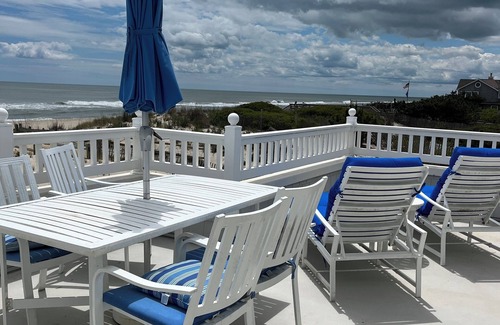 Surf City Maison | Surf City Escape! Charming 4-bedroom Oceanfront - New Rental Listing