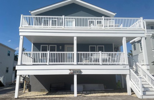 Surf City Maison | Surf City NOUVEAU Duplex 3BR (1er Fl) - Étapes pour Kid Friendly Bay Beach 3 à l'océan